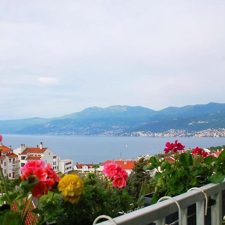 Apartment Rijeka With Sea View Exteriér fotografie