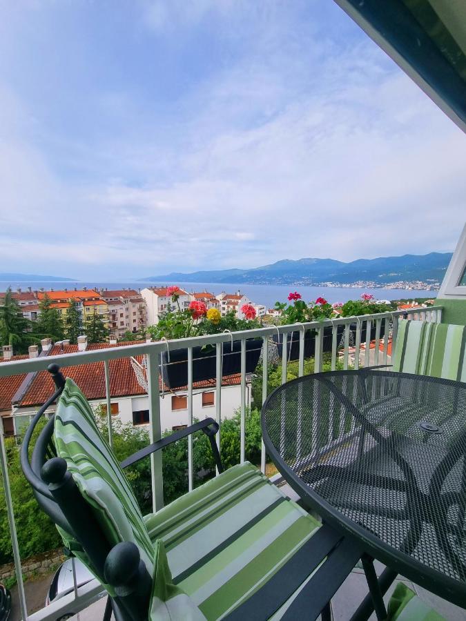 Apartment Rijeka With Sea View Exteriér fotografie