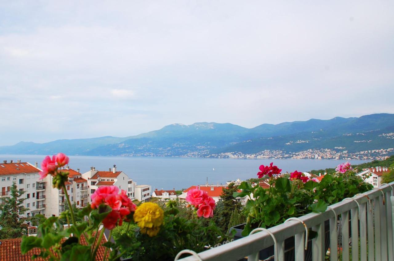 Apartment Rijeka With Sea View Exteriér fotografie